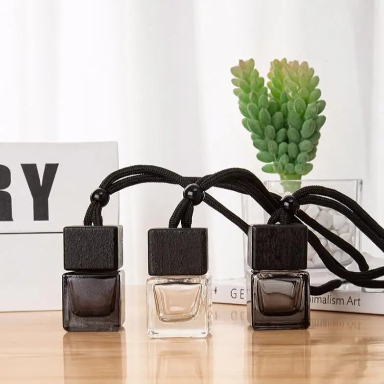 Square 8ml Black Wood Cap Empty Luxury Mini Classic Hanging Frosted Glass Essential Oil Perfume Car Diffuser Bottle Pendant
