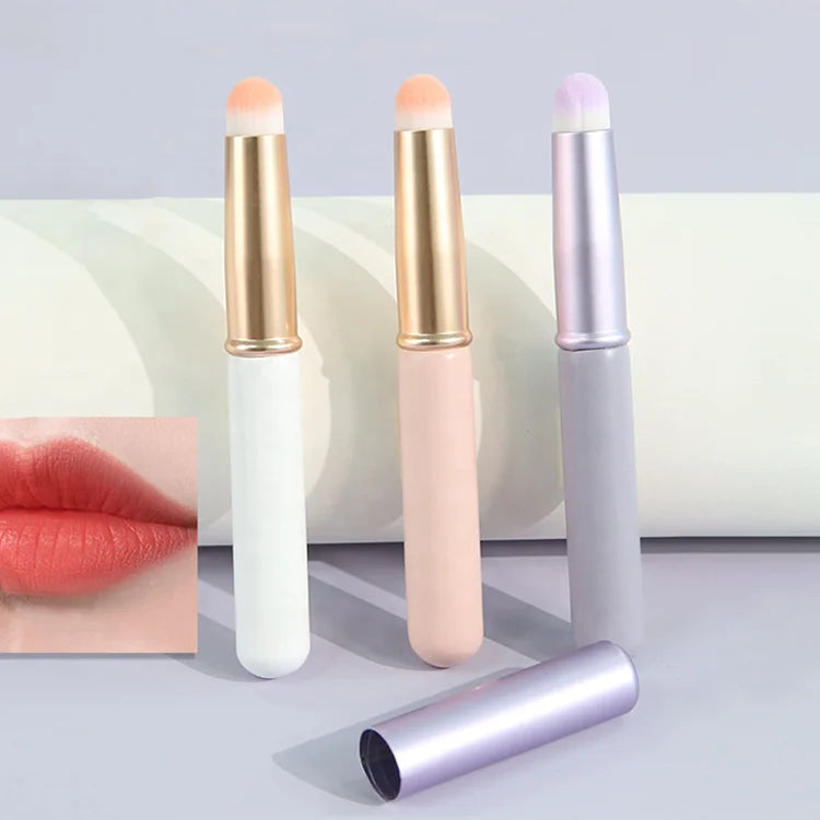 New Round Lip Gloss Brush Applicator Head Dye Makeup Lip Concealer Brush With Lid Portable Mini Short Handle Disposable