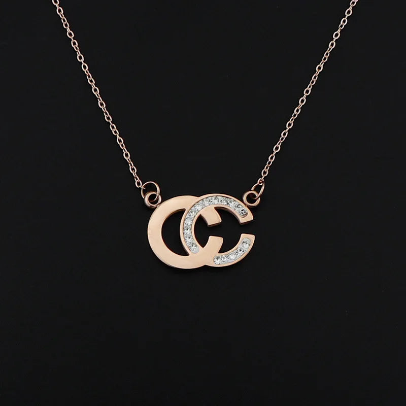 Factory Wholesale 18K Rose Gold Diamond Double Letter C Choker Chain Necklace Stainless Steel Zircon Tiny Trendy Fashion Jewelry