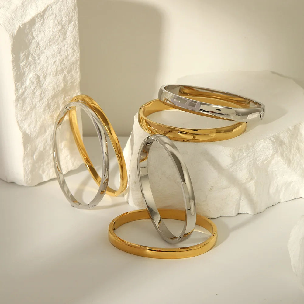 X118 Wholesale 18k Stainless Steel Plain Bangles High Polished Oval Bracelet Women's Circle Non Tarnish Buckle Bangle