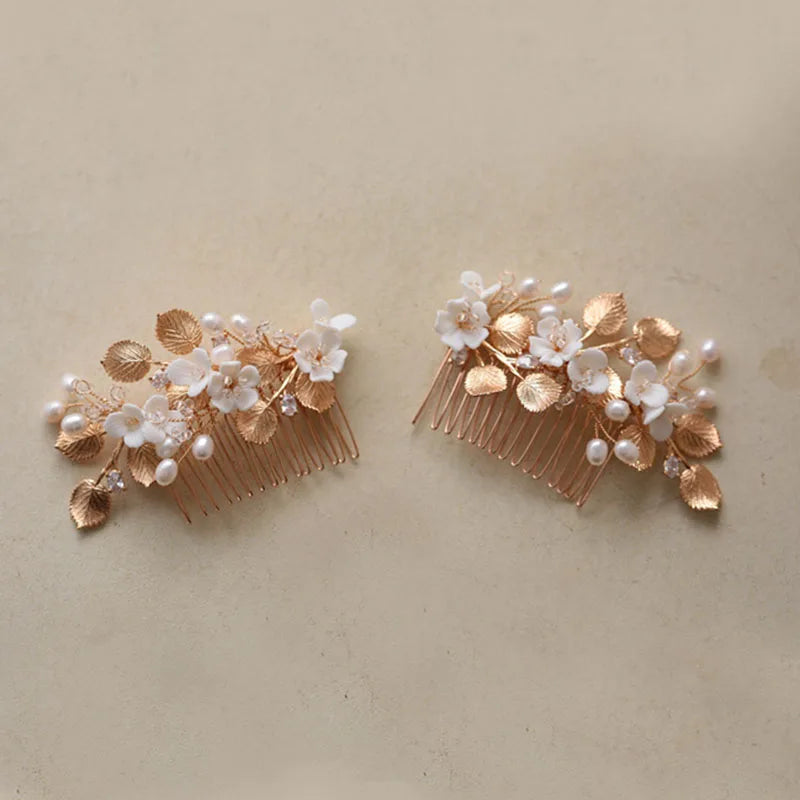 SLBRIDAL Handmade Alloy Leaf Crystal Rhinestone Zircon Porcelain Flower Freshwater Pearls Bridal Wedding Hair Comb Women Jewelry