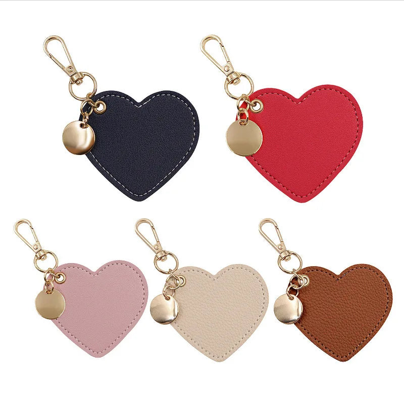 Wholesale High OEM PU Leather Love Pendant Keychain Car Pendant Heart Shaped Blank Leather Keychain