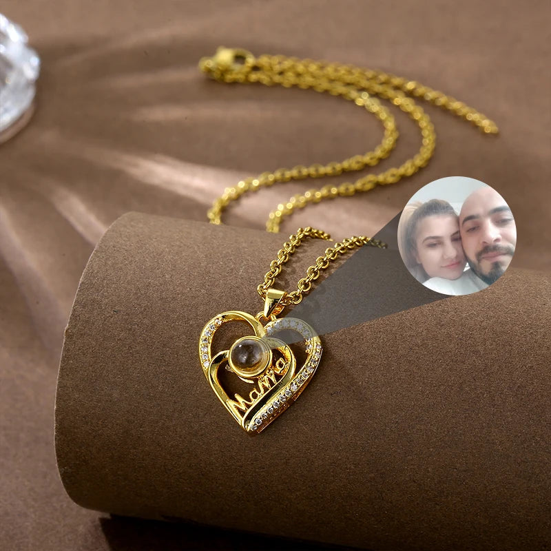Custom Photo Mom Heart Shape Copper Link Chain Photo Projection Pendant Necklace for Women Party Occasion
