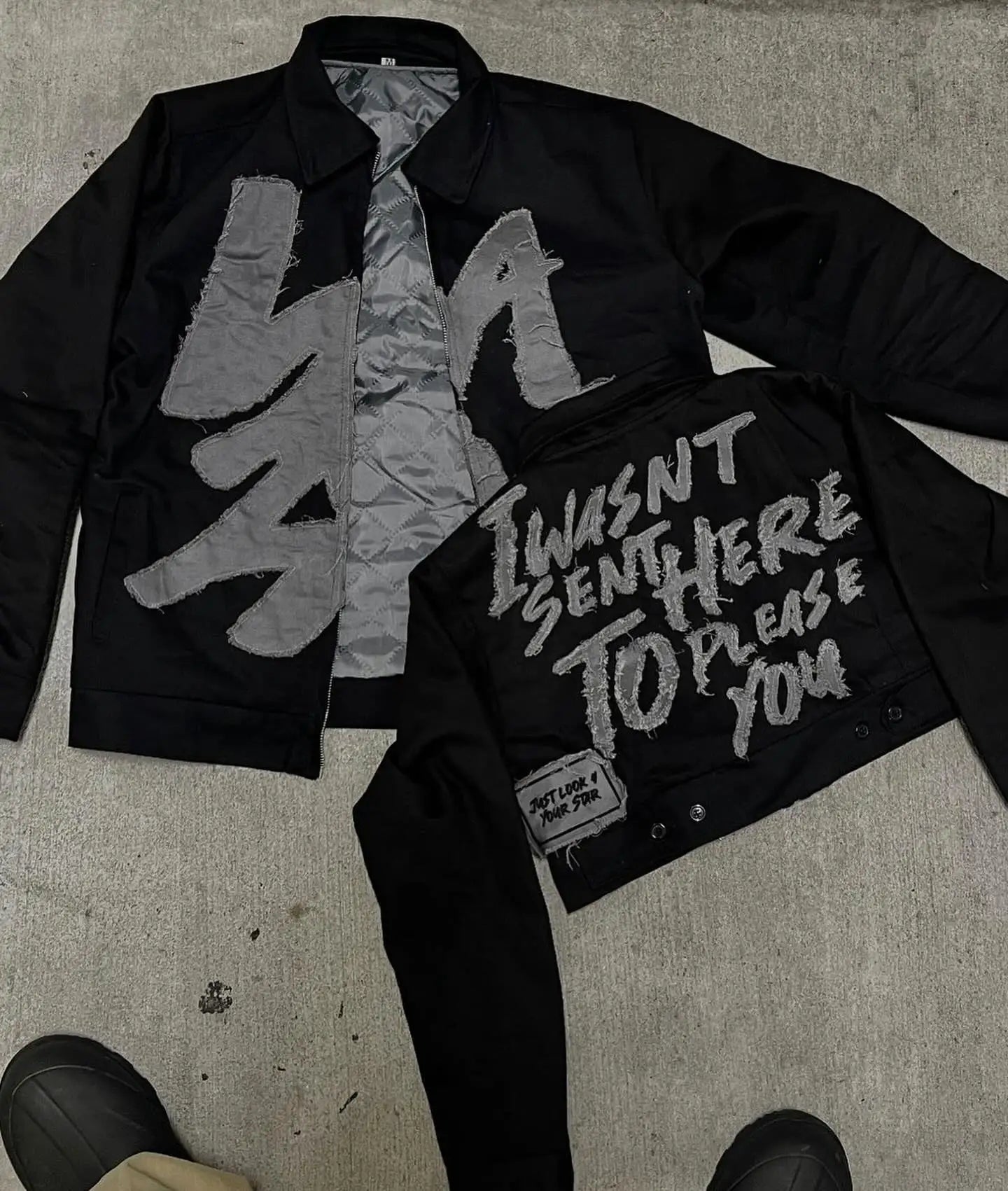 OEM Custom Stand Collar Varsity Jacket for Men Virgin Wool Patch Chenille Embroidery Letter Style Customizable Jacket Sleeves