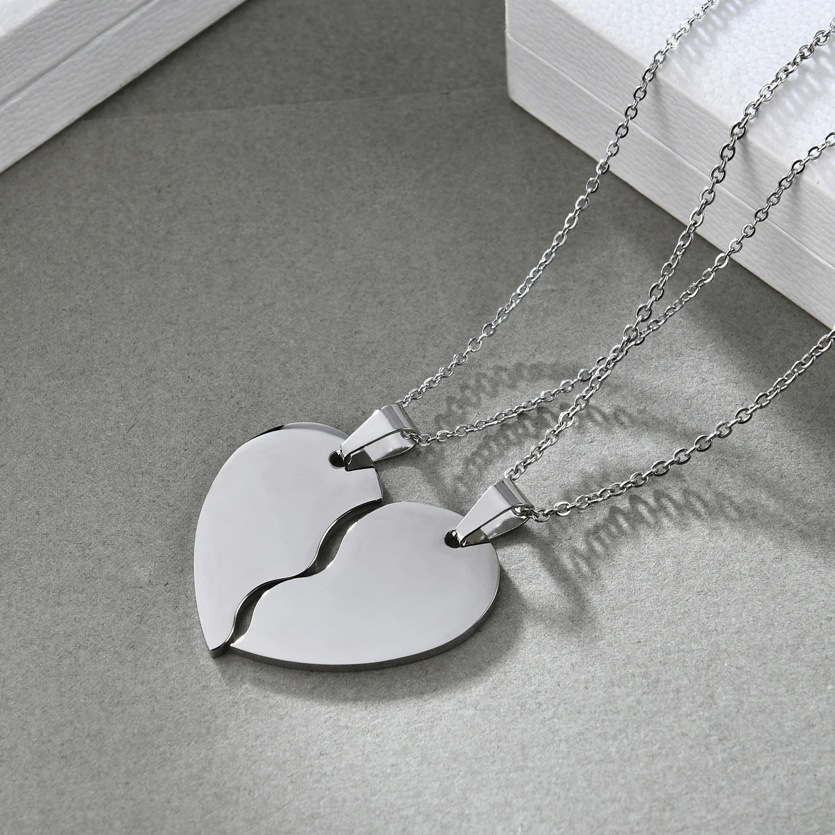 Custom Personalized Couple Necklace Love Heart Stitching Pendant Puzzle Matching Two Halves Heart for Lovers Memorial Day Gift