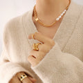 Customized  Romantic 18K Gold Plated Stainless Steel Jewelry Splicing Pearl Lock Chunky Pearl  Chain Choker Necklace Waterproof