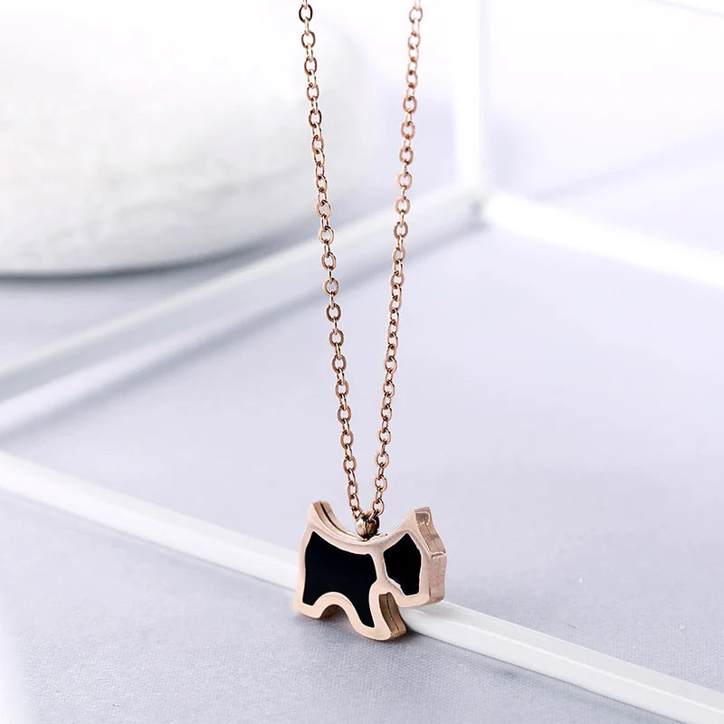 2023 Trendy Stainless Steel Dog Link Chain Necklace Gold-Plated Black Enamel Stylish Dog Shaped Pendant for Parties Christian
