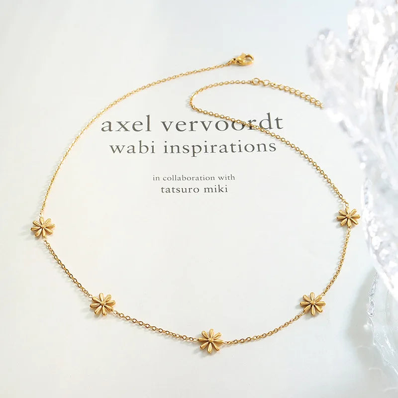 Fashion Jewelry 18K Gold Plated Sweet Daisy Flower Stainless Steel Clavicle Chain Choker Necklaces for Girls