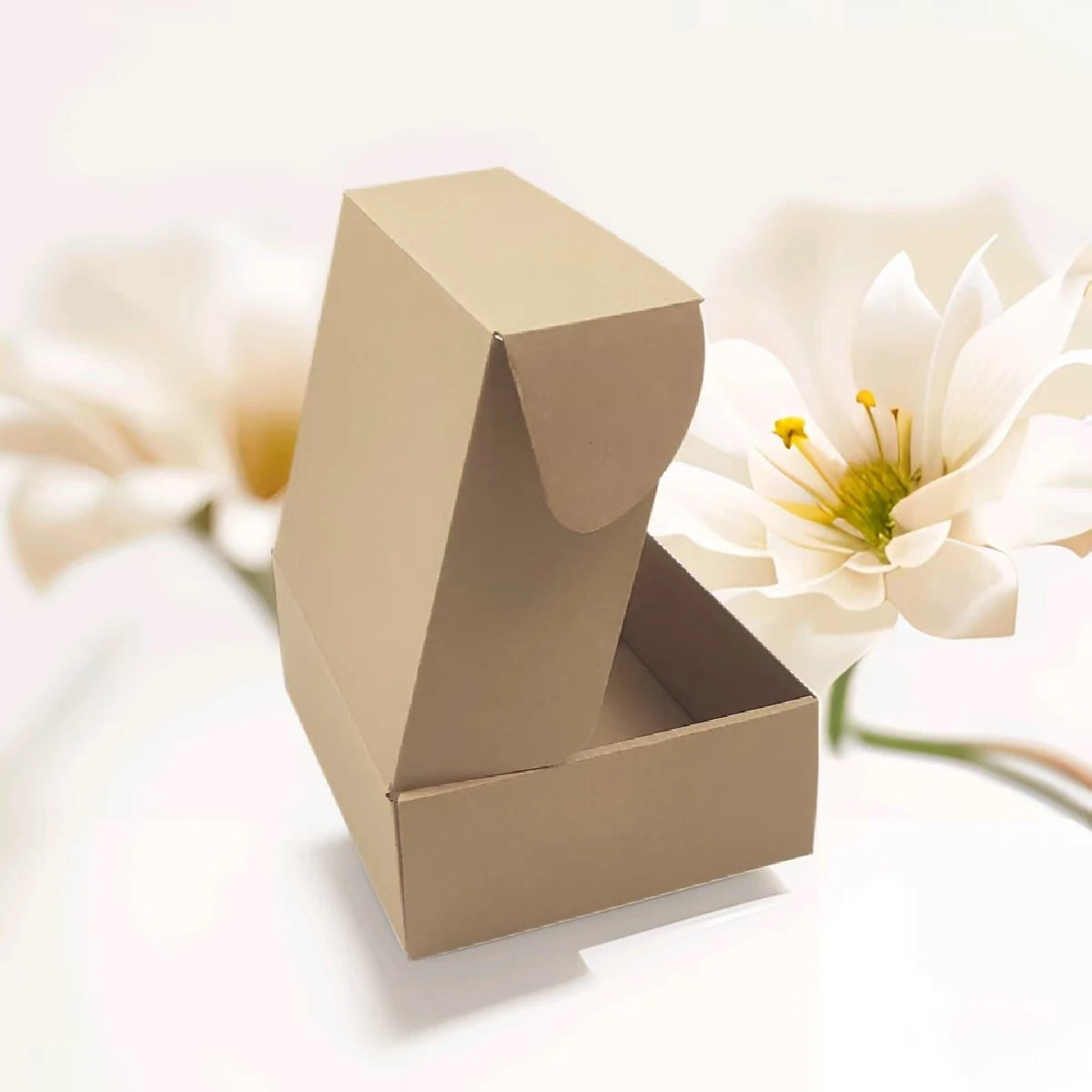 Eco-Friendly Corrugated Material Clothing Packaging  Corrugated Shipping Box Custom Logo Packaging Boxes Clothing Packaging