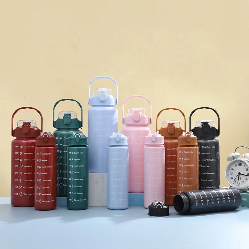 2025 New design product hot half gallon water bottle for sports64oz big water bottle 2 piece set custom logo