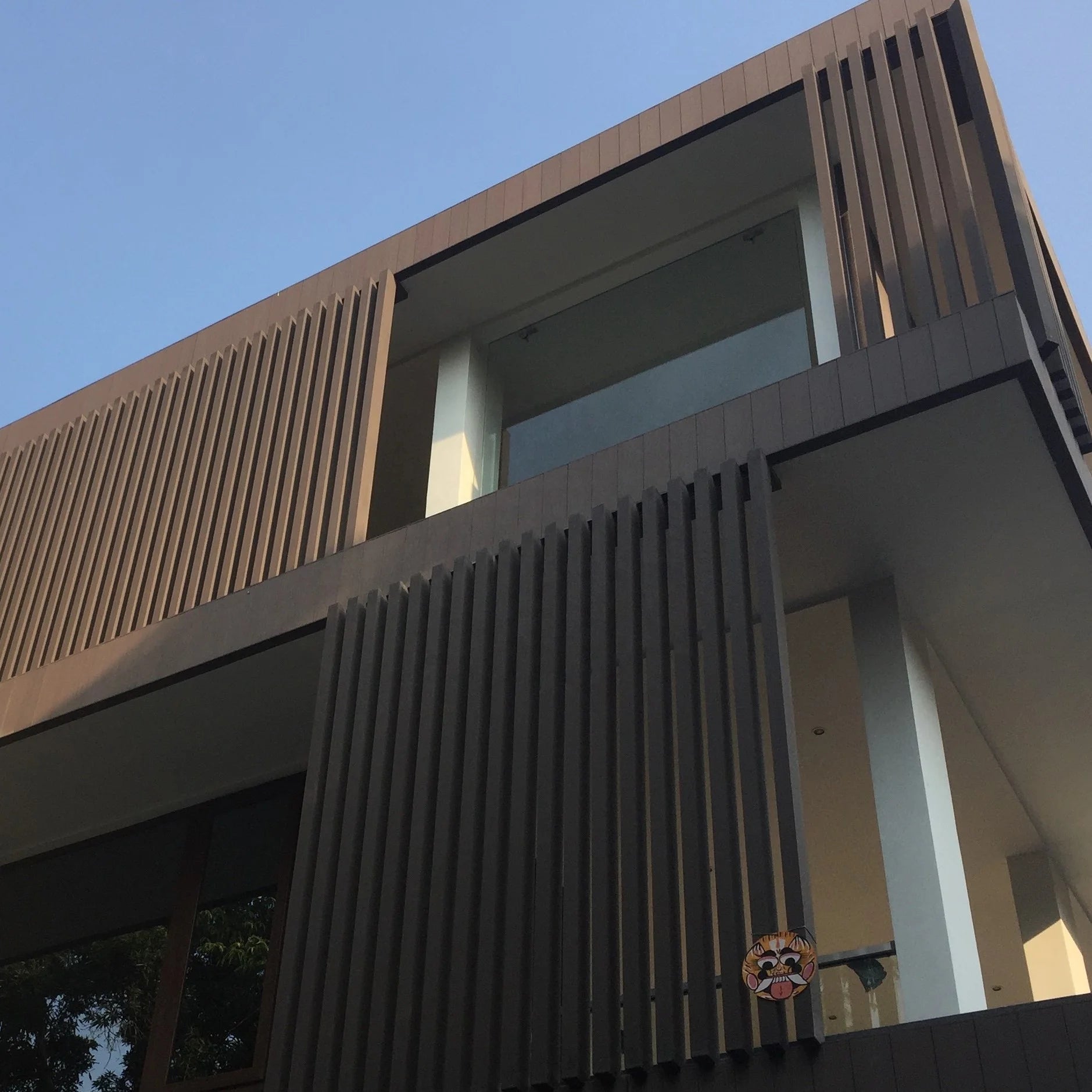 Outdoor Trendy Slatted WPC Wood Plastic Composite Wall Cladding Wall XF-D443