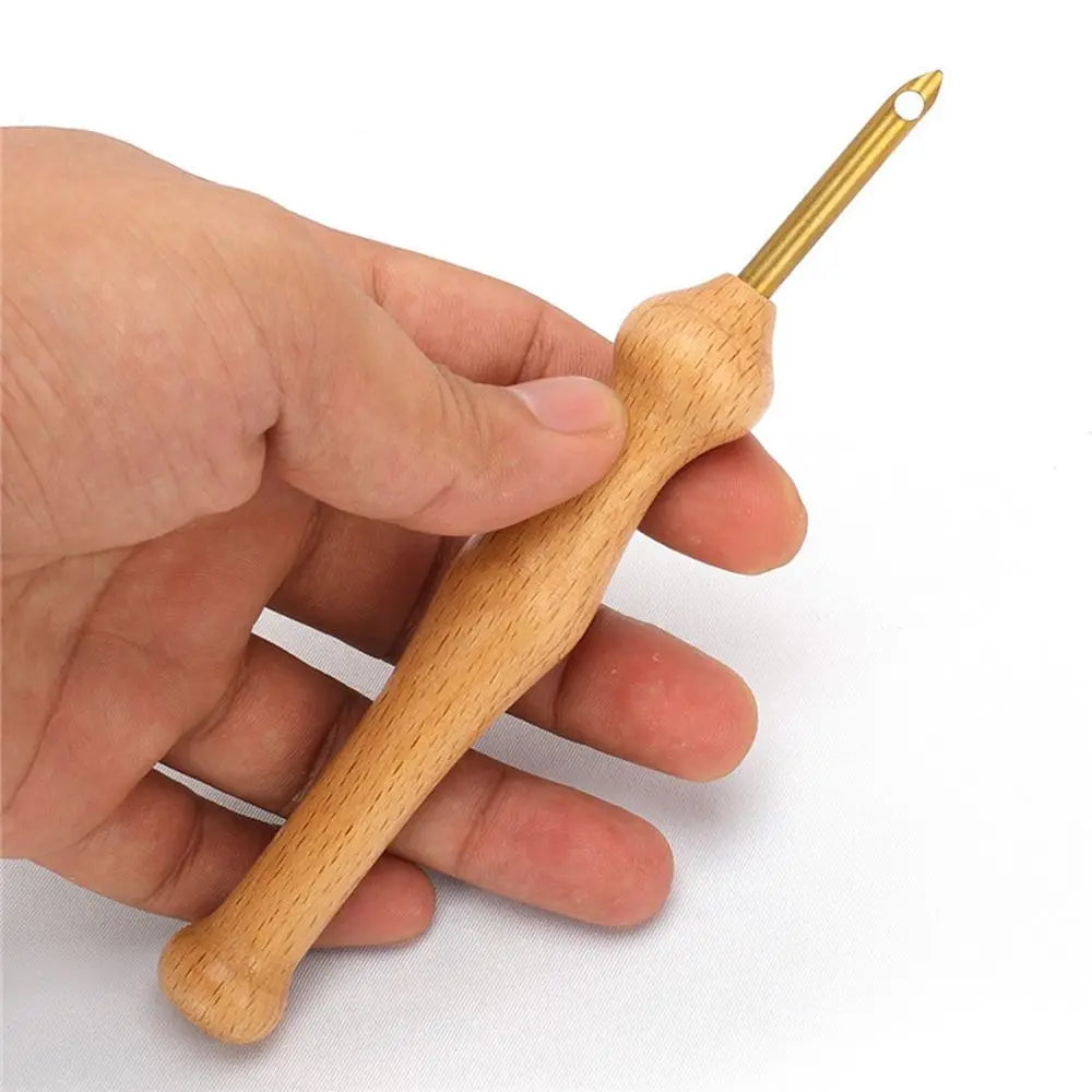 Durable DIY Craft Sewing Kit with Embroidery Needle Felting Punch Wooden Handle for Weaving Knitting Sewing