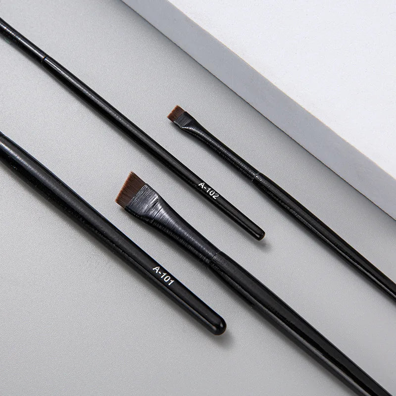 Single Razor Edge Eyeliner Eyebrow Brush Professional Ultra Thin Oblique Head Eyeliner Beauty Makeup Brush Eyebrow Brush