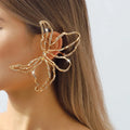 Kaimei Fashion Jewelry One Side Vintage Metal Flower Dangle Earrings for Women Party Butterfly Cuff Earrings Jewelry Accessories