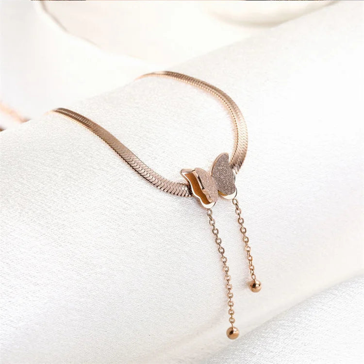 Hot Selling Luxury Stainless Steel Genuine Gold Plated Fashion Dainty Flat Snake Chain Butterfly Necklace