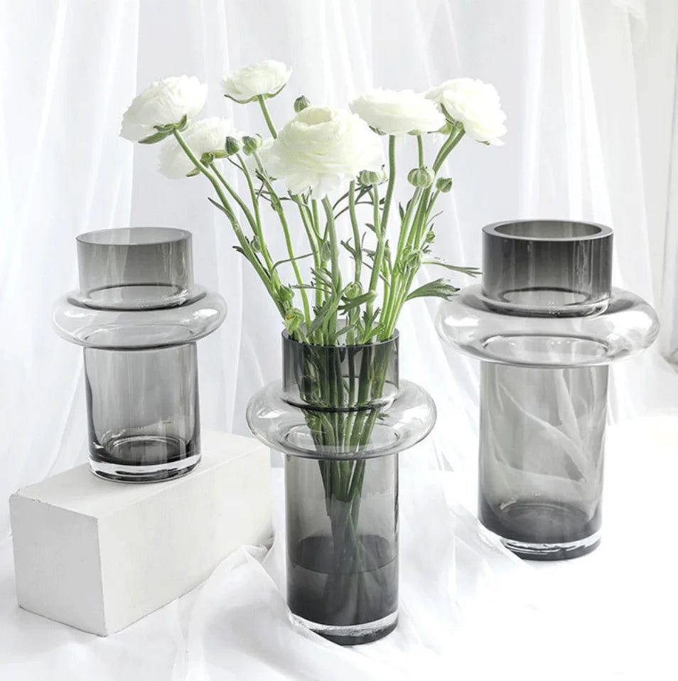 Cheap Rustic European Cylindrical Transparent Glass Tabletop Vase for Birthday Home Living Room-Dwax Home