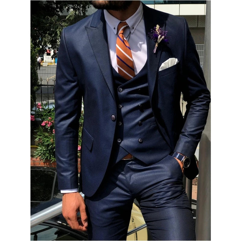 New 2025 Dark Blue 3 Piece Slim Men Suits Fashion Custom Made for Wedding Groom Tuxedo Prom Formal Tailor Made Coat Pant