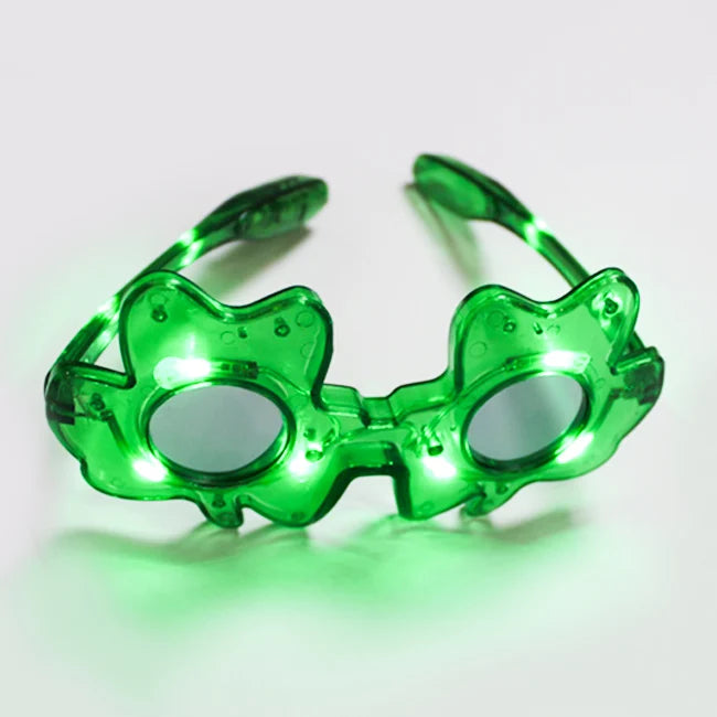 St. Patrick's Day LED Shamrock Shaped Glasses Green Light-Up Flashing  Party Decorations Accessory