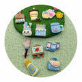 Bulk 100Pcs Assorted Mini Doll House Toys Mixed Coffee Cup Camera Handbag Drawing Board Flatback Cabochon for Scrapbooking Decor