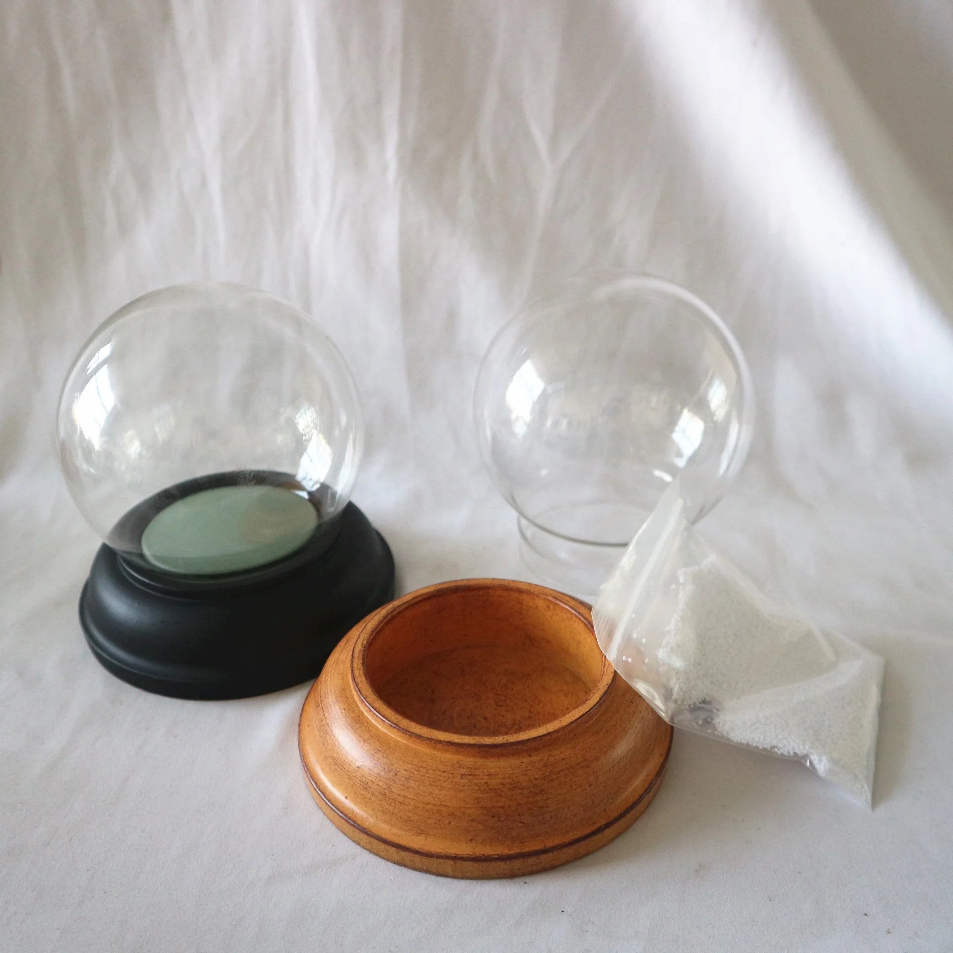 DIY Empty Clear Glass Ball Snow Globe Water Blown Globe Dome Resin Base Kit Set in STOCK