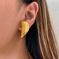 Dazan New Hot Ins Trendy 18k Pvd Gold Plated Stainless Steel Vintage Polished Super Shine Half Moon Love Earrings Fall Season