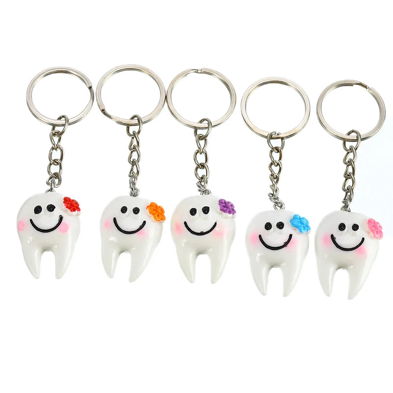 Random Color Mini Cute Dental Resin Simulation Pendant Tooth Keychain Lovely Cartoon Decoration Accessories Clinic Gifts