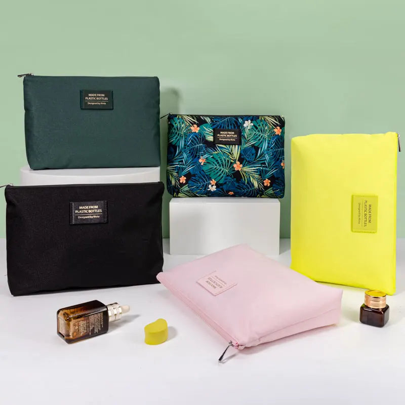 Bsci New Private Label Logo Quality Recycled Pet Large Beach Waterproof Eco Flower Women'S Floral Makeup Cosmetic Bag