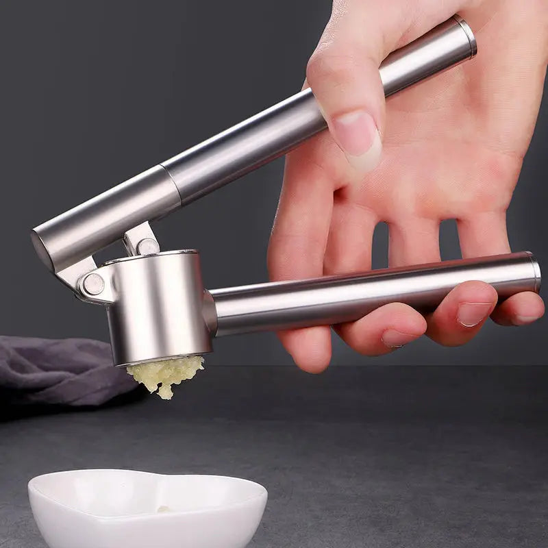 Rust-Proof Heavy Duty 304 Stainless Steel  Garlic Mincer and Crusher Tool Garlic Press