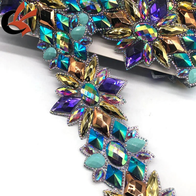 Luxurious Customized Colors Hot Fix Colors Rhinestones Motif Trim Crystal Fabric Applique Trimming for Carnival Garment DIY