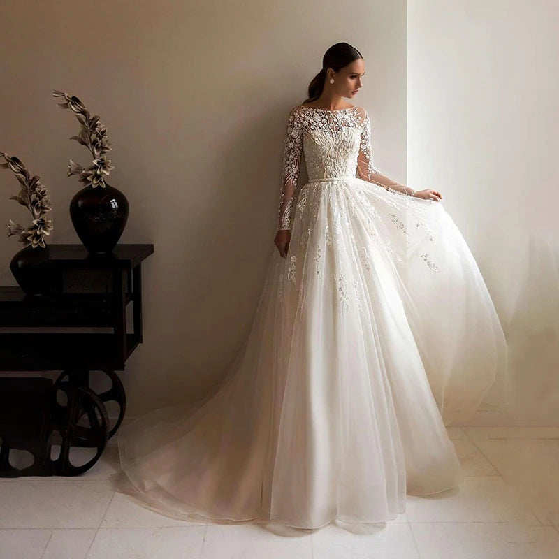 13836# Illusion Lace Long Sleeve Wedding Dress A-Line Scoop Neck 2022 Elegant Appliques Tulle Bridal Gown Button Sweep Train