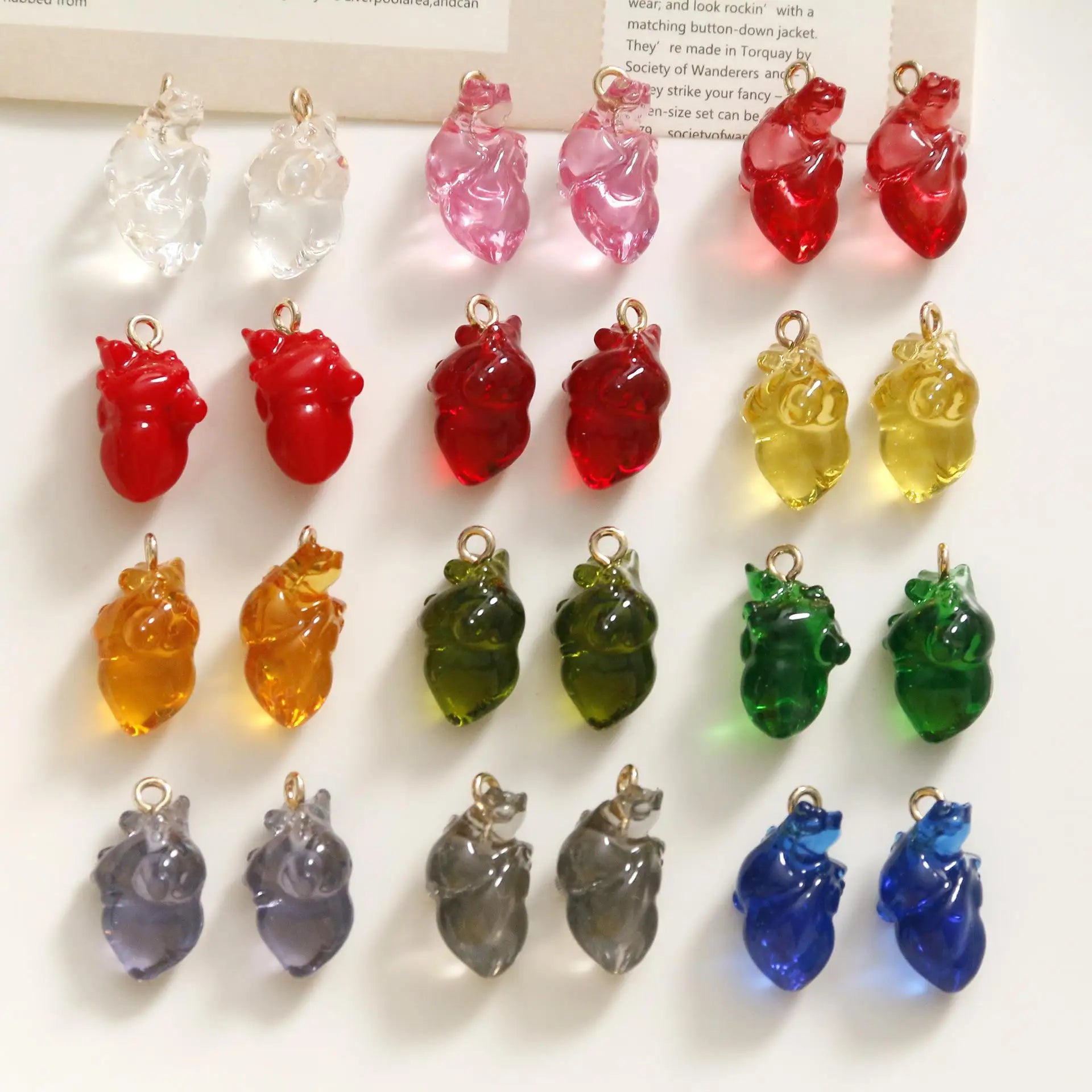 Creative 3D Clear Small Heart Pendant Resin Charm for Diy Bracelet Necklace Anklet Earring Findings Craft Jewelry Accessories