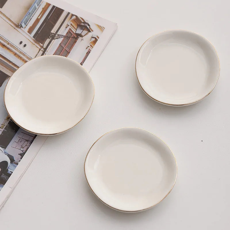 Pure White Ceramic DIY Oval Jewelry Tray Modern Single Tier Design for Cosmetic Storage on Living Room Desktop