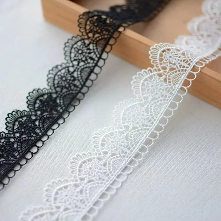 Scalloped Chantilly Lace Trim Ivory Lace Scallop Trim Lingerie Set