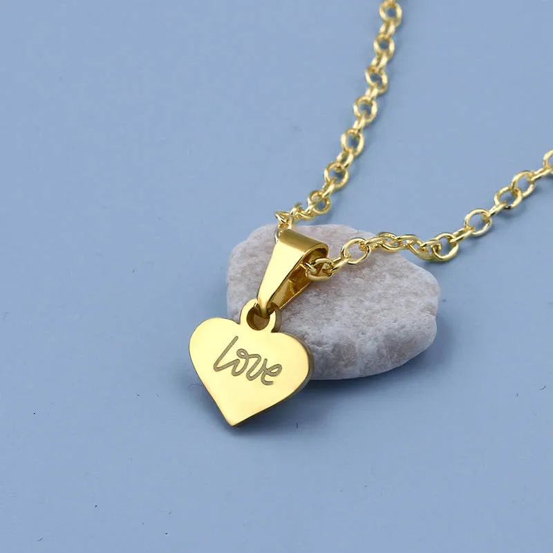 Waterproof 18K Gold Heart Necklace for Women Girls Fashion Stainless Steel Custom Laser Engraved Blank Heart Pendant Necklace