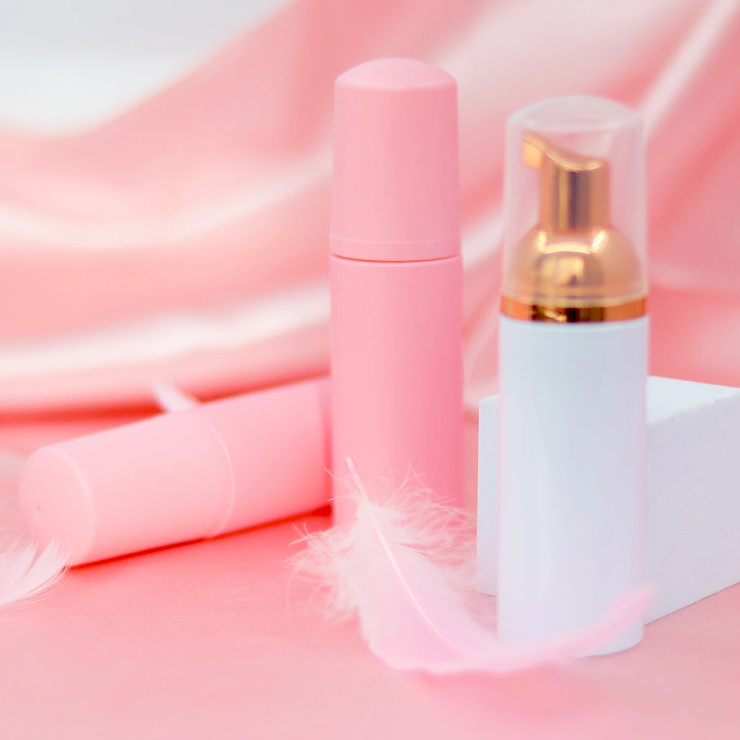 Oil Free Eyelash Extension Cleanser Foam Lash Shampoo 60ml Vegan Lash Mousse Organic Lashshampoo for Lashes Extensions Shampoo