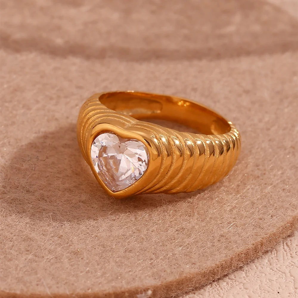 Shining Heart Zircon Rings Women Jewelry Gold Plated Statement Stainless Steel Jewelry Wholesale