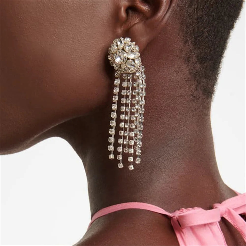 Popular Long Diamond Fringe Earrings: Trendy Accessories with Full Rhinestone Tassels Perfect for Women