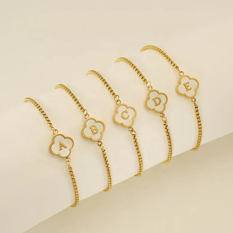 BSCI Factory Adjustable Gold Stainless Steel Monogram Charm Bracelet 26 Alphabet Initial Bracelets for Women and Men Gift