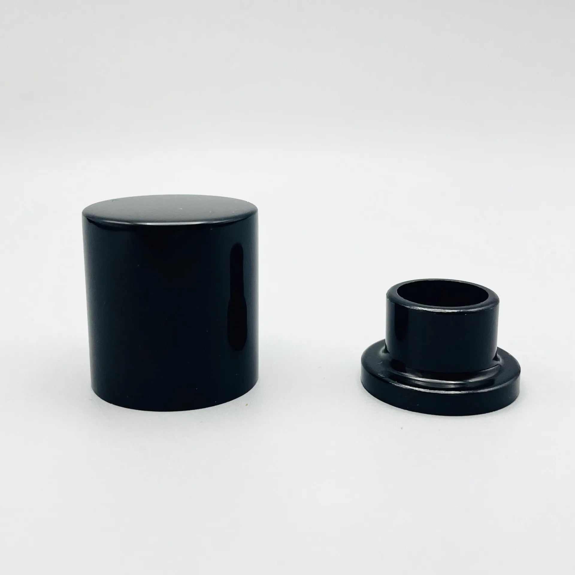 Good Quality Perfume Cap Shinny Black Magnetic Lid for Perfume Glass Bottle Support Custom Color