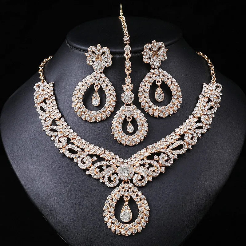 European and American Exaggerated Necklace Earrings Delicate Set Full of Diamonds High Sense Bridal Jewelry Set