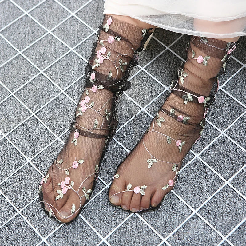 Wholesale Fashion Loose Complex Embroidery Flowered Women Tube Socks Slouch Tulle Nylon Sheer Socks Girls