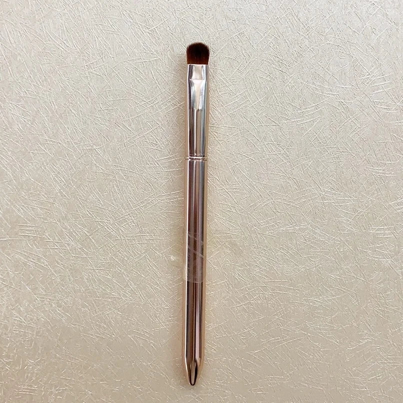 Premium Vegan Rose Gold Metal Handle Synthetic Hair Customizable Private Label Smudge Eyeshadow Brushes Ethical Sourcing Makeup