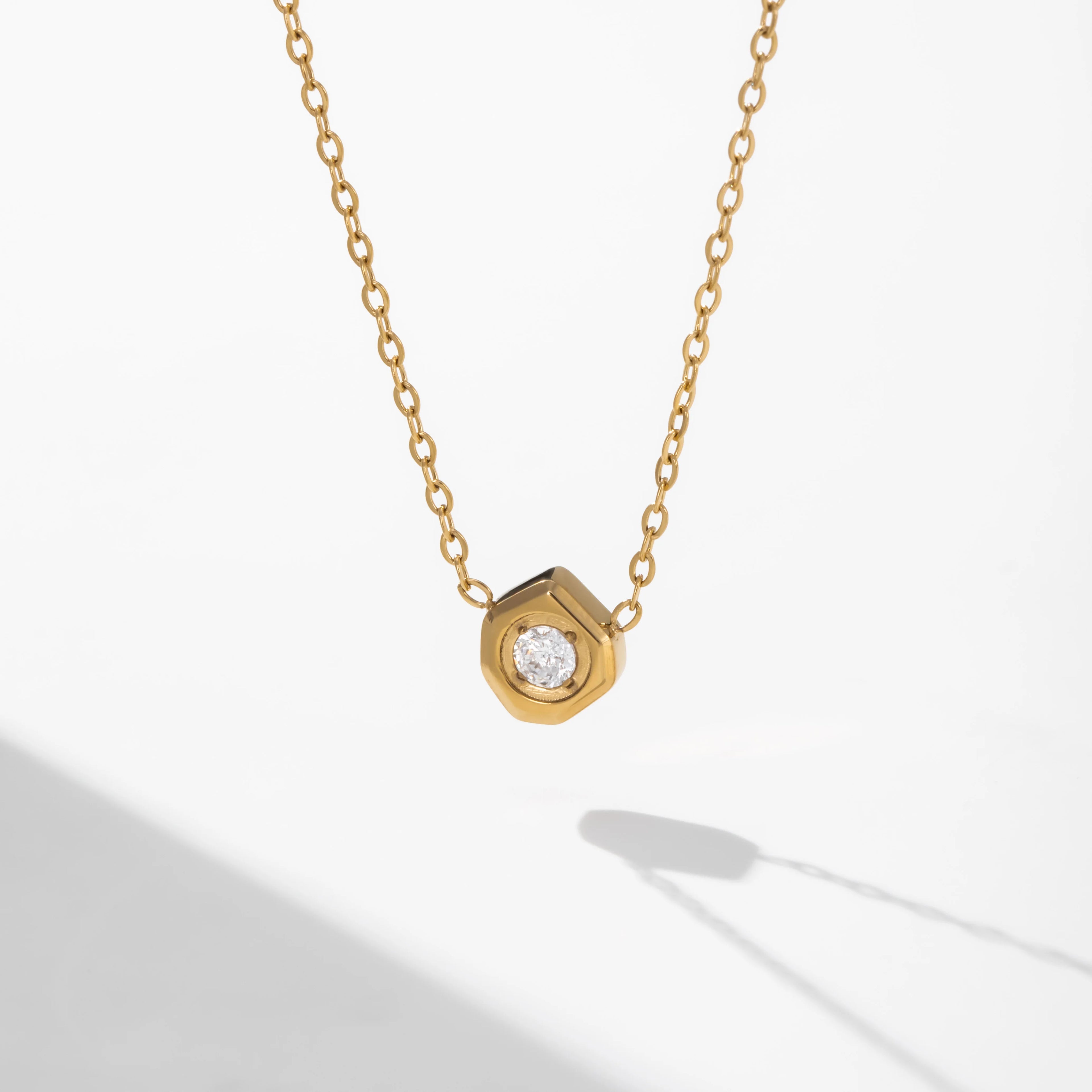 YF2211 Waterproof Jewelry 18K Gold Plated Tarnish Free Geometric Zirconia Pendant Dainty Chain Stainless Steel Necklace