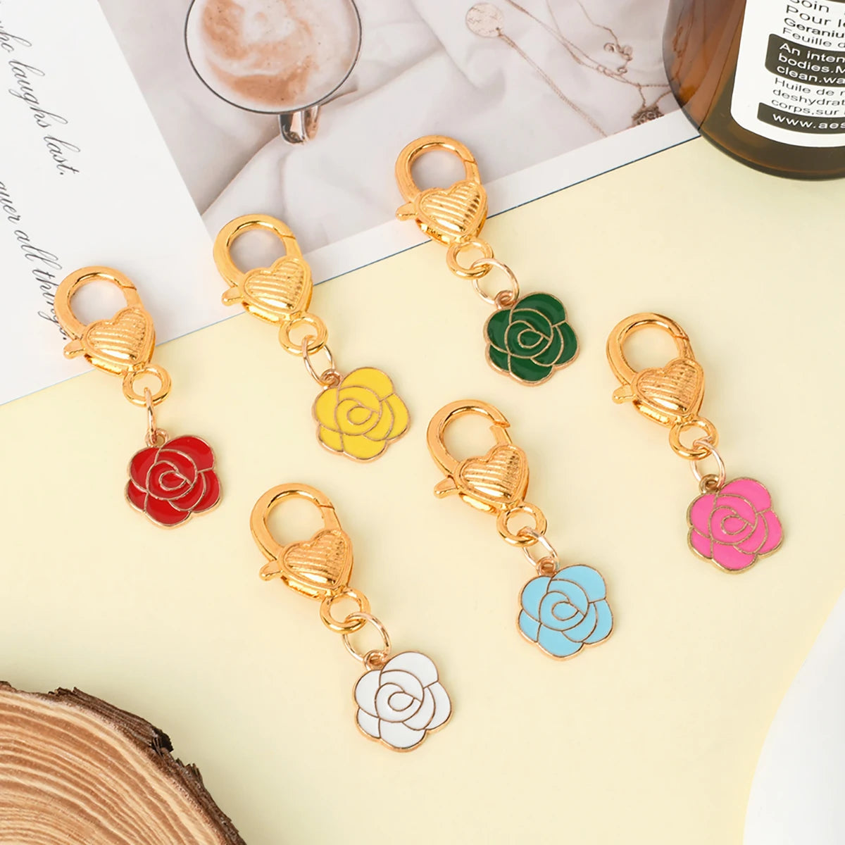 Simple Drop Oil Flower Keychains Charm Lovely Rose  Key Chain Mobile Phone Handbag Pendant Keyring Accessories