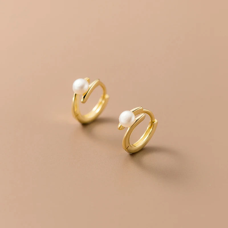 Wholesale 925 Sterling Silver Natural Pearl Hoop Earrings 925 Gold-Plated Fashionable Perforated Design Trendy Wedding Jewelry