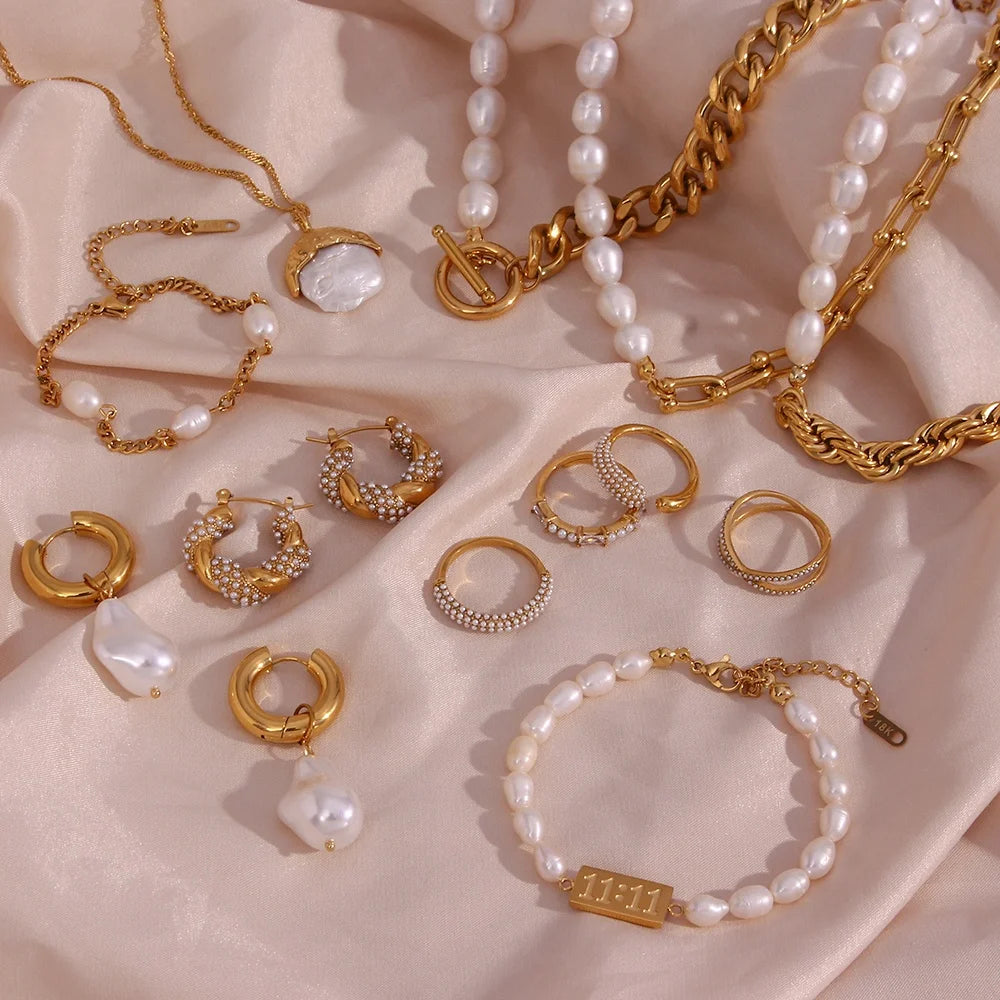 Dreamshow Elegant Pearl Jewelry Set Gold Plated Stainless Steel Jewelry Sets for Women Fashion Jewelry Sets