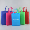 Custom Eco-Friendly Reusable Nonwoven Fabric Shopping Bag Recyclable Supermarket Handbags Hot Stamping Logo Printed Packaging