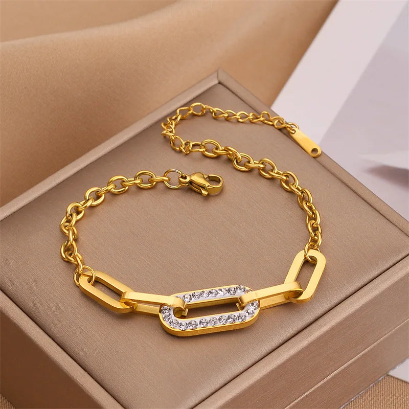 Waterproof 18K Gold Plated Titanium Steel Micro Pave Cz Hollow Round Charm  Adjustable Cz Geometric Link Chain