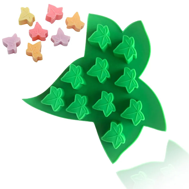 BPA Free Good Promotion Gift Custom Ice Trays 10 Cavity Ivy Leaf Shape Silicone Ice Cube Tray Mould Gummy  Chocolate Candy Molds