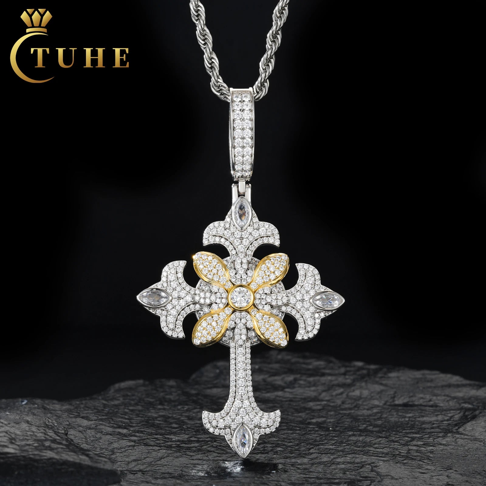 Fashion Two Tone Design Hip Hop Jewelry 925 Sterling Silver Marquise Cut VVS Moissanite Diamond Cross Pendant for Men